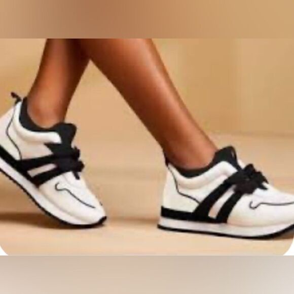 Alexandre Birman Clarita Jogger low-top sneakers, size 37 EU/7 US - Picture 11 of 12